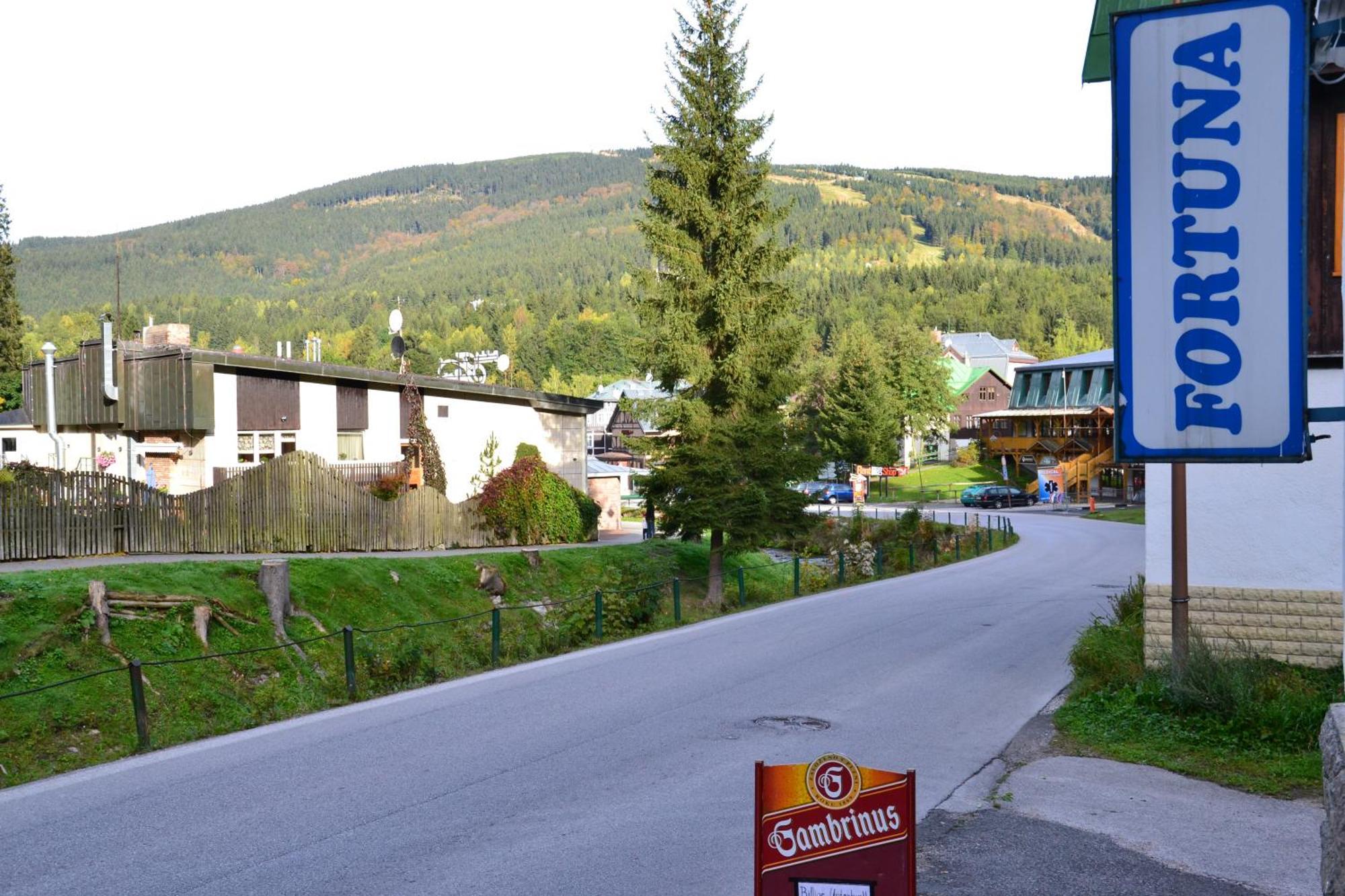 Hostel Fortuna Spindleruv Mlyn Exterior photo